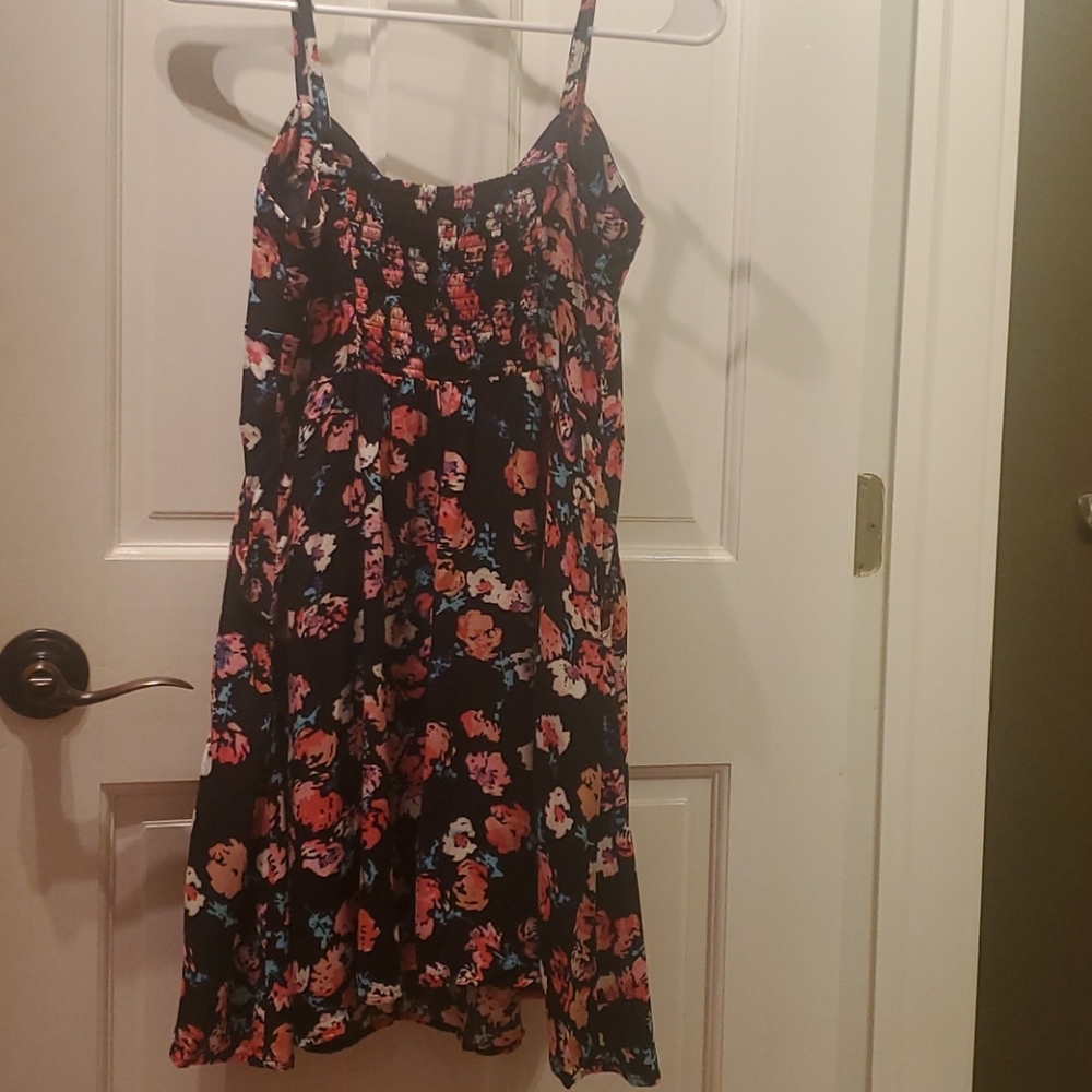 Express Strappy Sundress - Picture 4 of 4